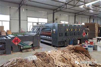 玉米地暗藏非法外包裝窩點，警方雷霆出擊一舉搗毀